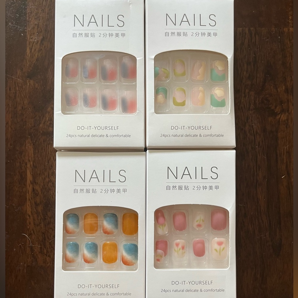 Assorted Summer Press-On Nails (set of 4)